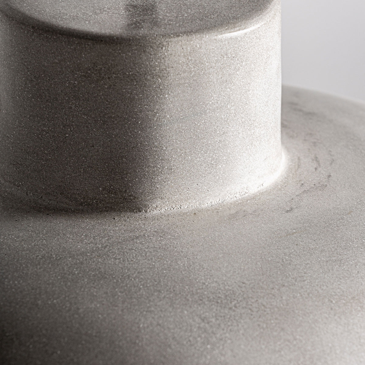 LÁMPARA COLGANTE VYTINA CEMENTO