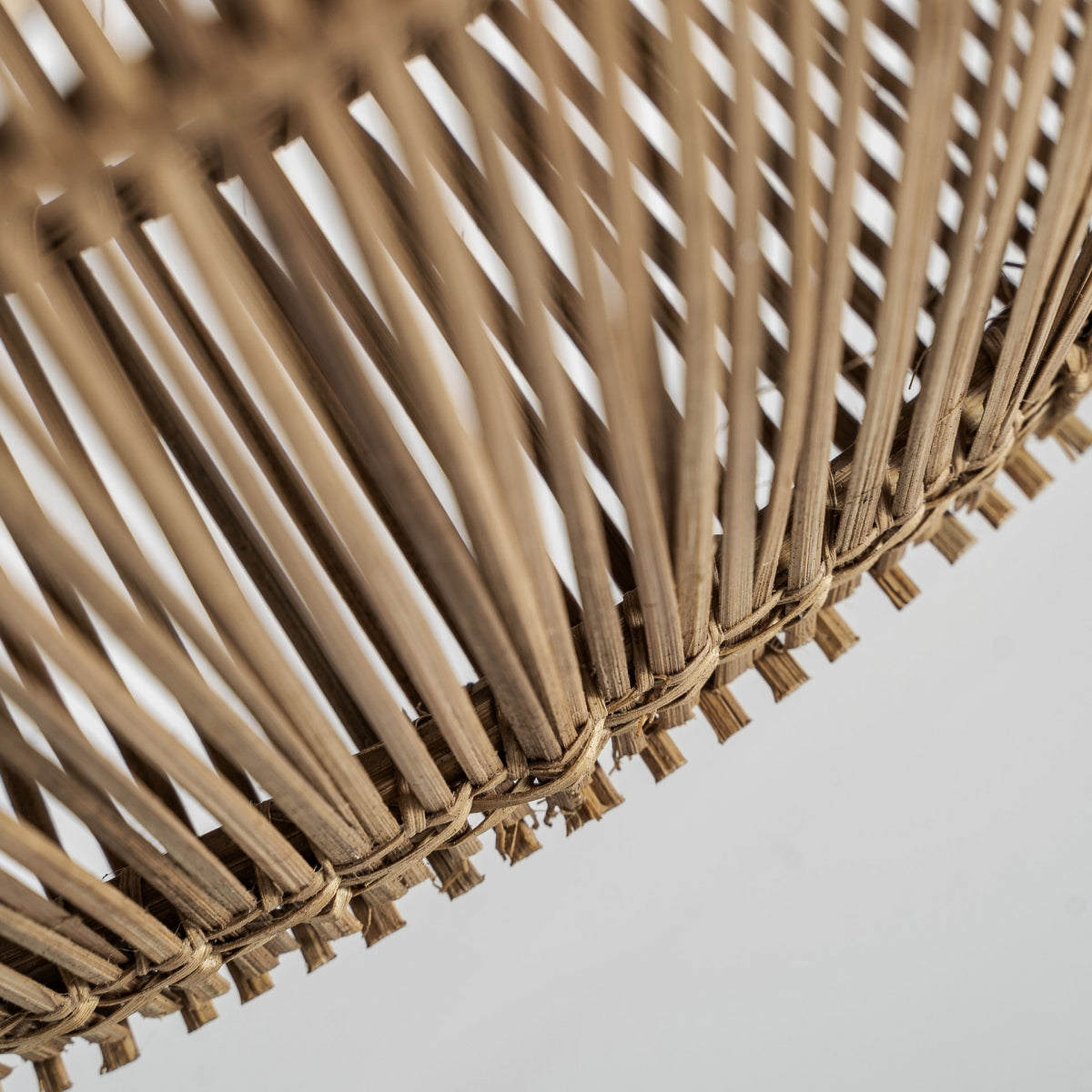 LÁMPARA COLGANTE NATURAL MAKATI