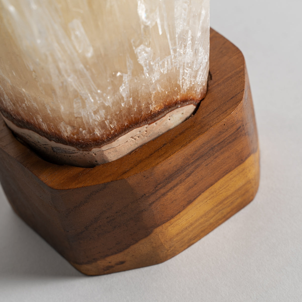 FIGURA DECORATIVA AURALIS