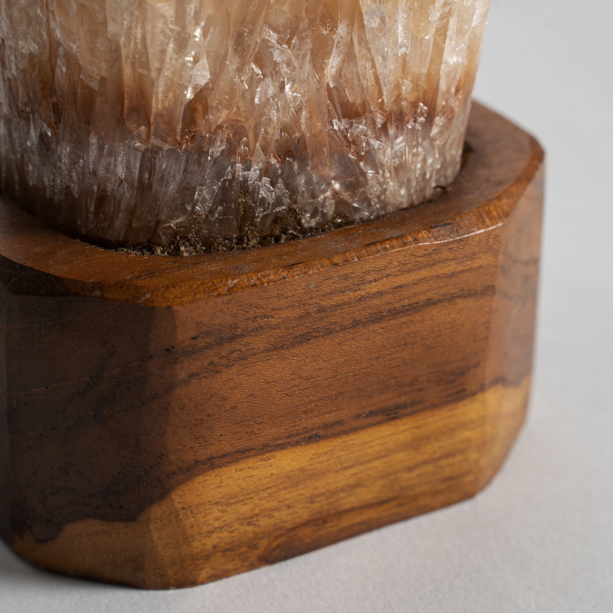 FIGURA DECORATIVA AURALIS