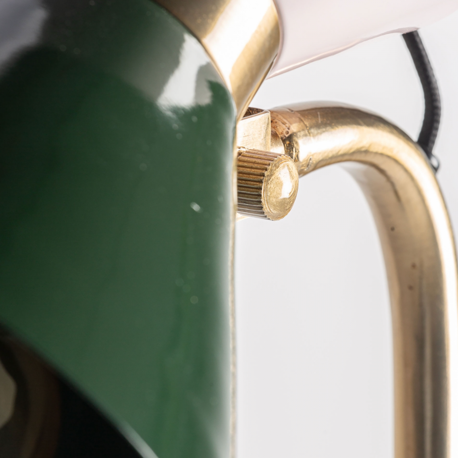 LÁMPARA DE PIE DOMINGO