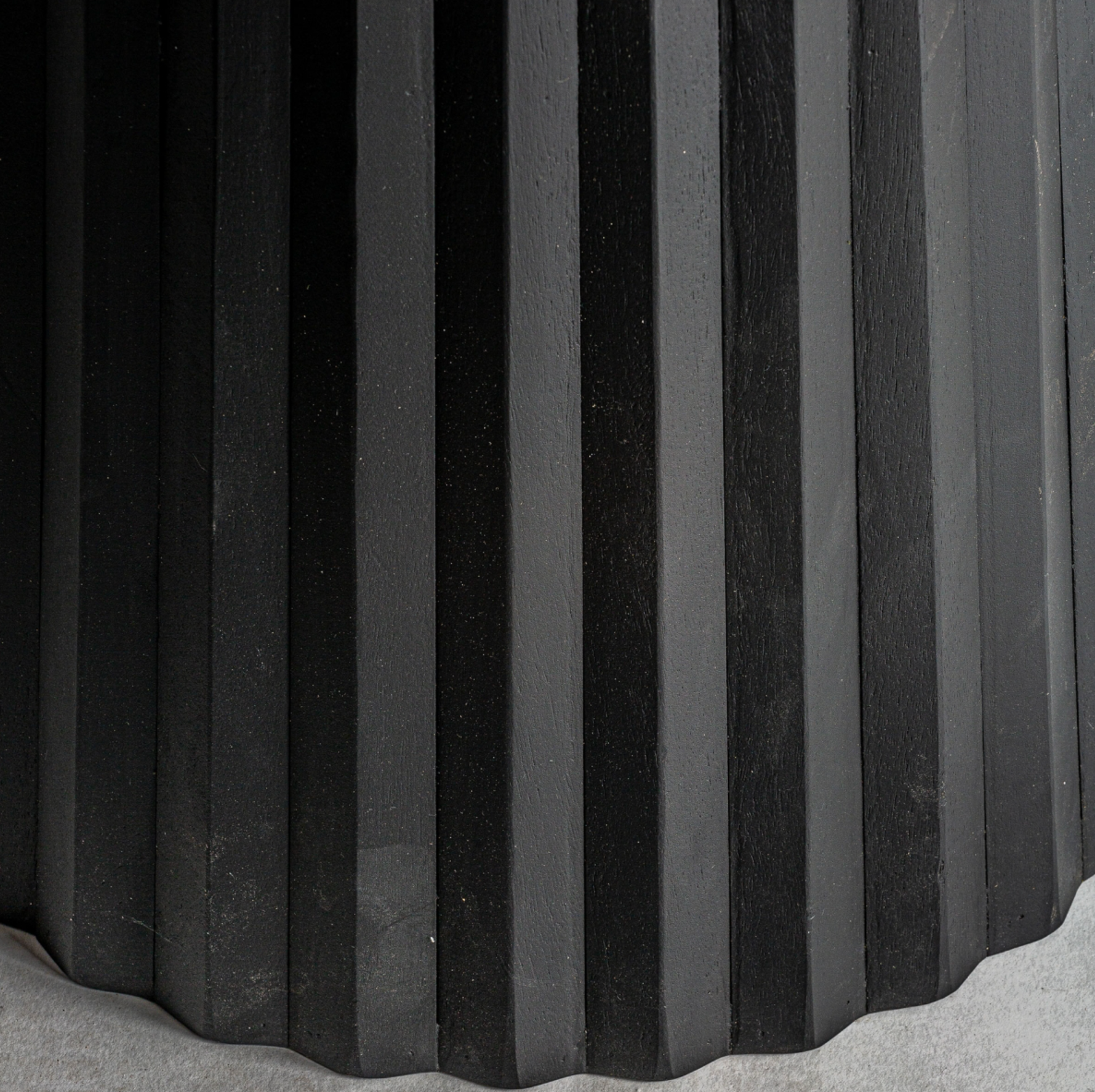 MESA COMEDOR PLISSÉ WOOD NEGRO