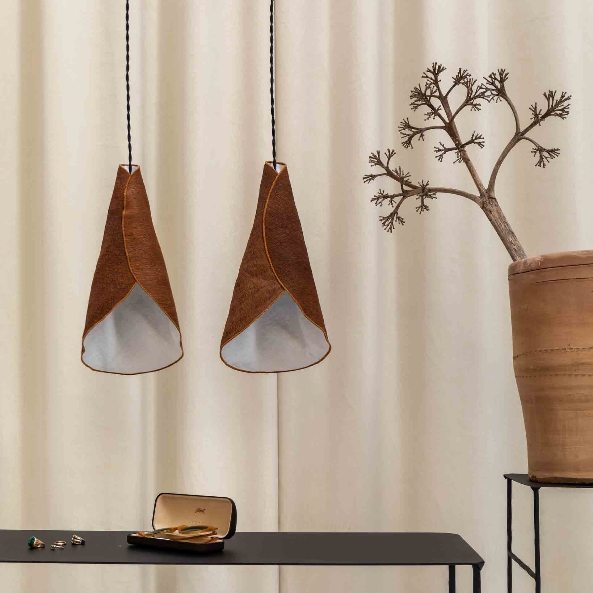 LÁMPARA COLGANTE COURO