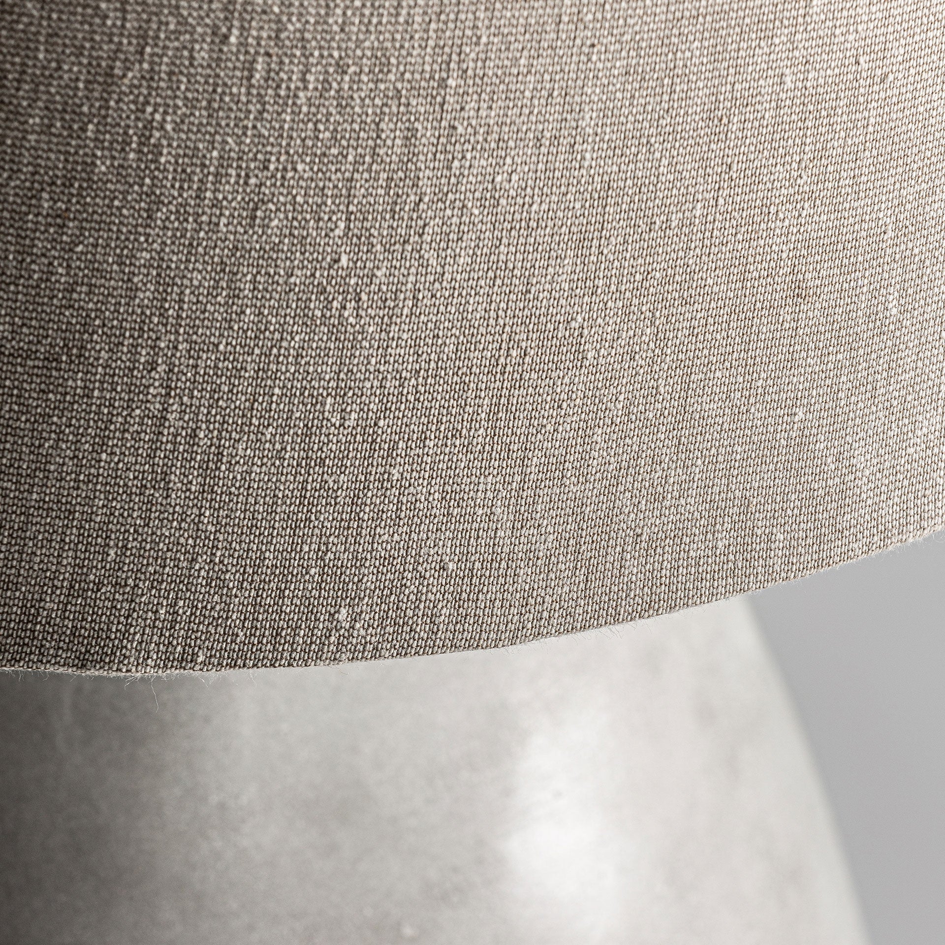 LÁMPARA DE SOBREMESA AMARELO