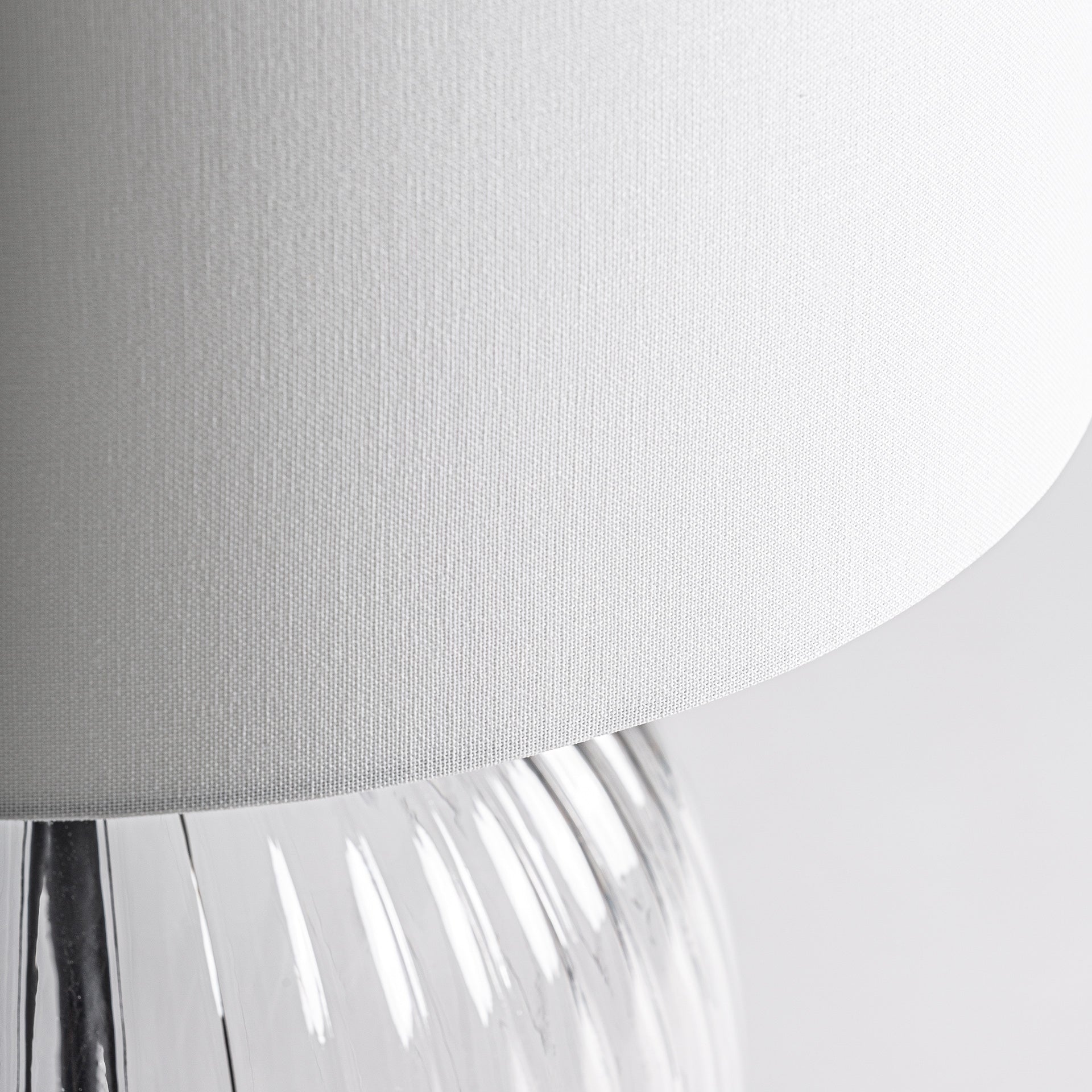 LÁMPARA DE SOBREMESA AURELIA