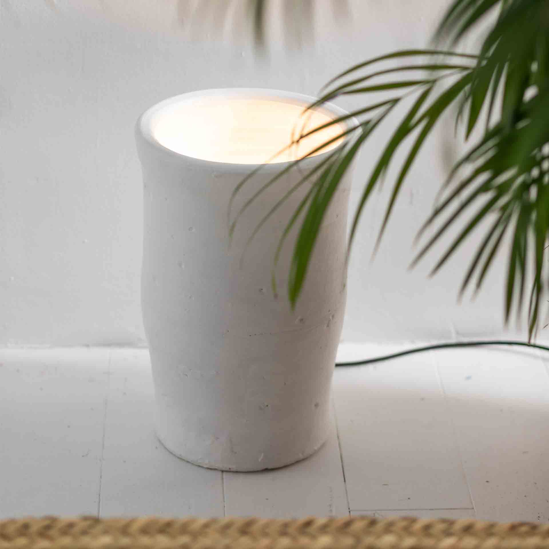 LÁMPARA DE PIE LINOSA