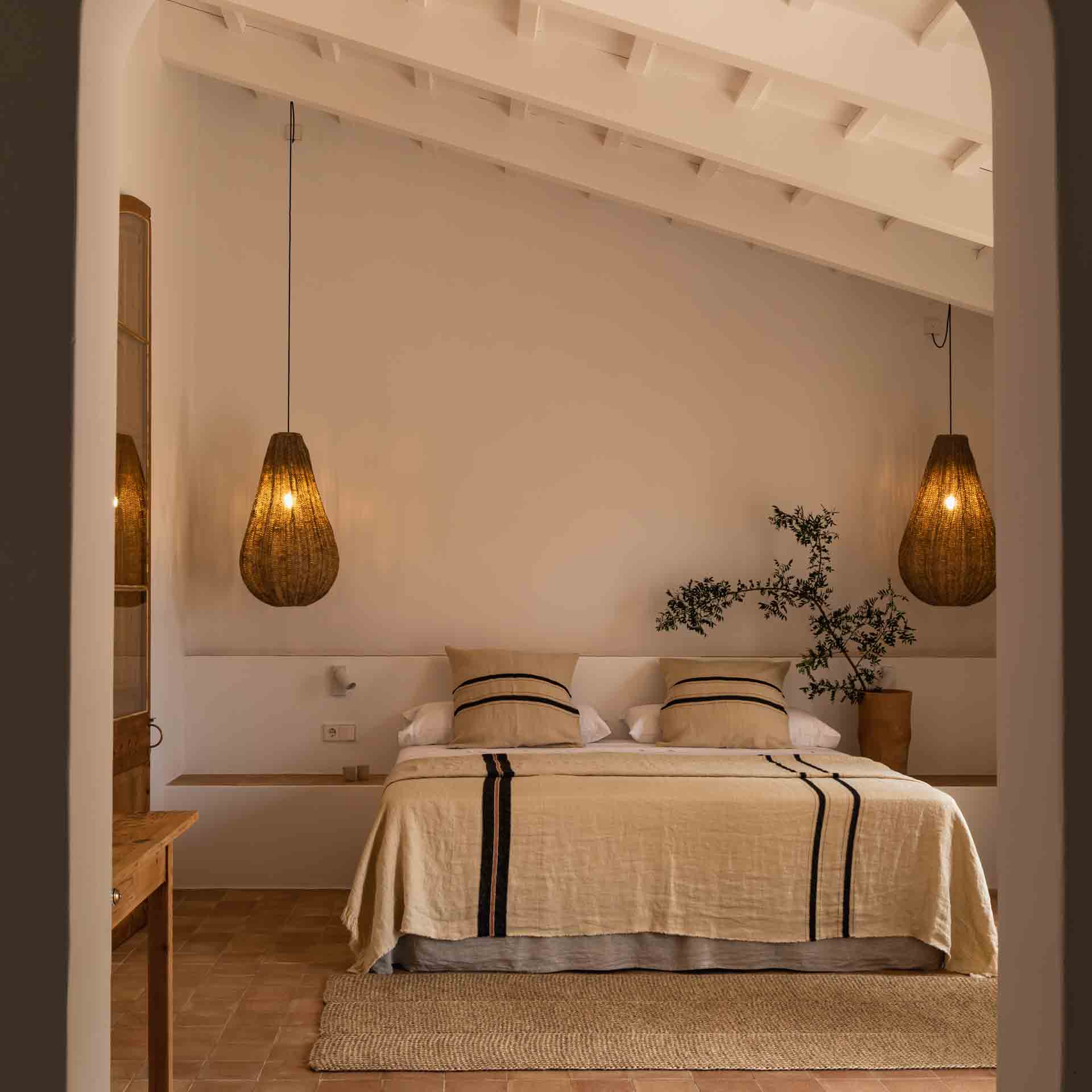 LÁMPARA COLGANTE MAAR DROP