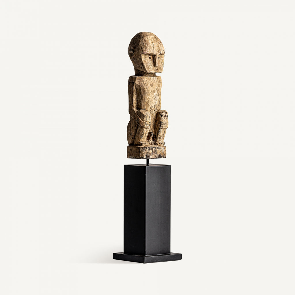 FIGURA TOKARI