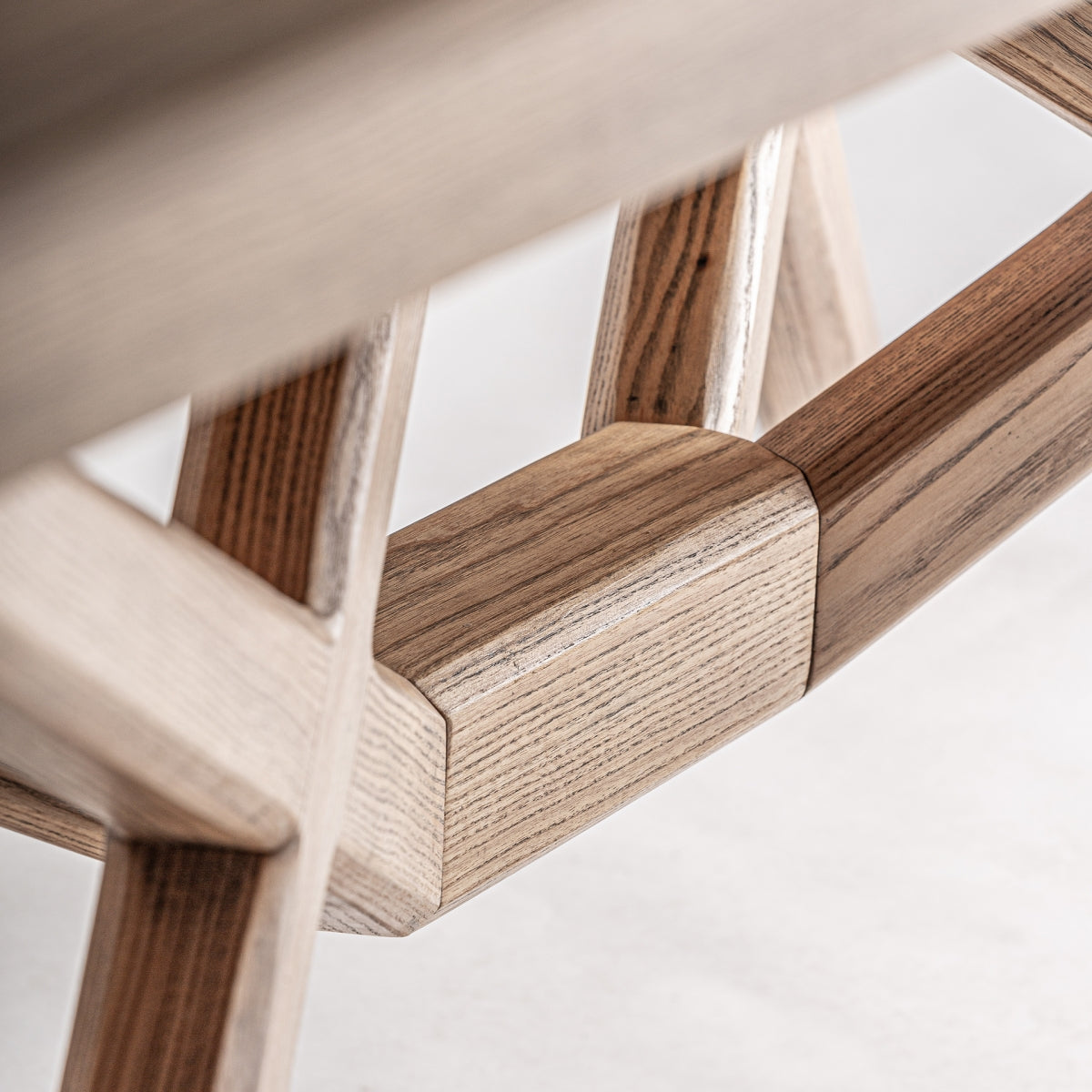 MESA COMEDOR EXTENSIBLE VREBOS