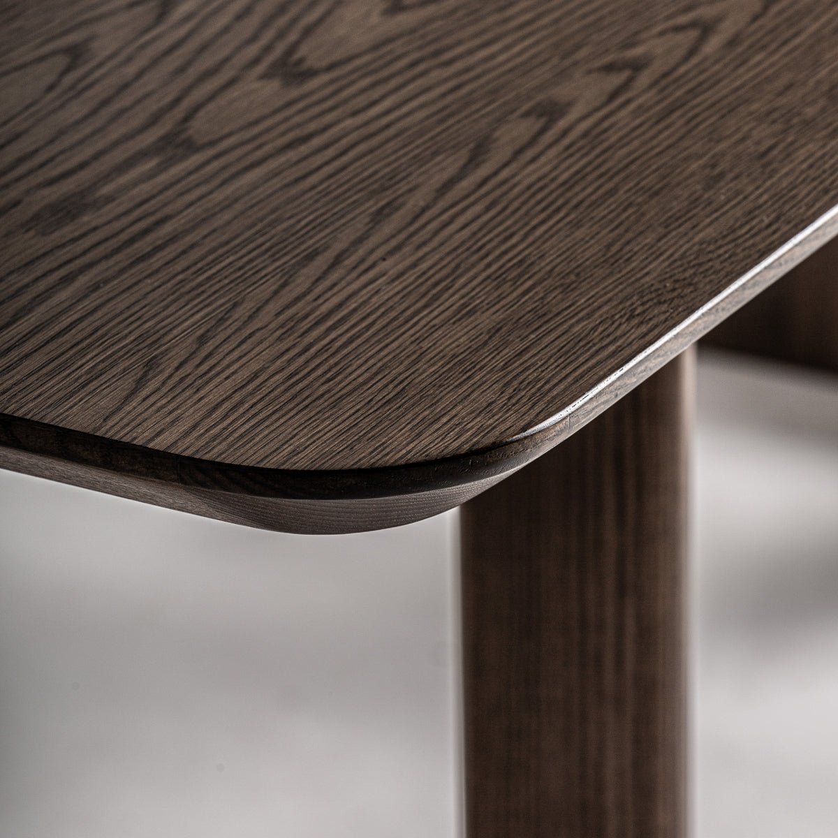 MESA COMEDOR LENNIK