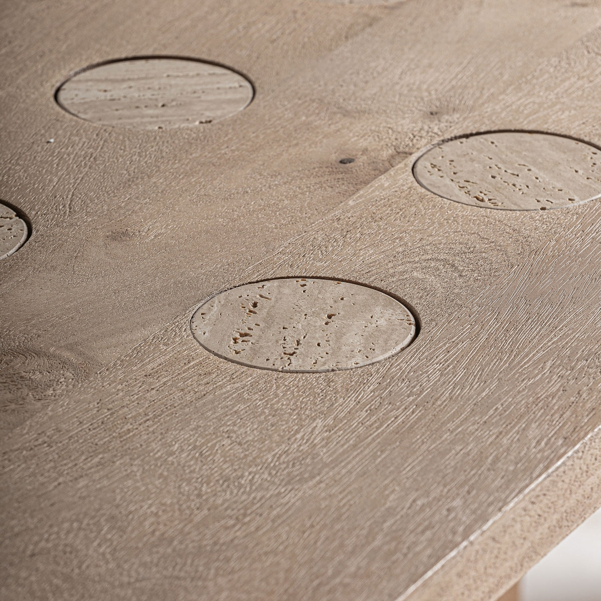 MESA DE COMEDOR JACQUARD