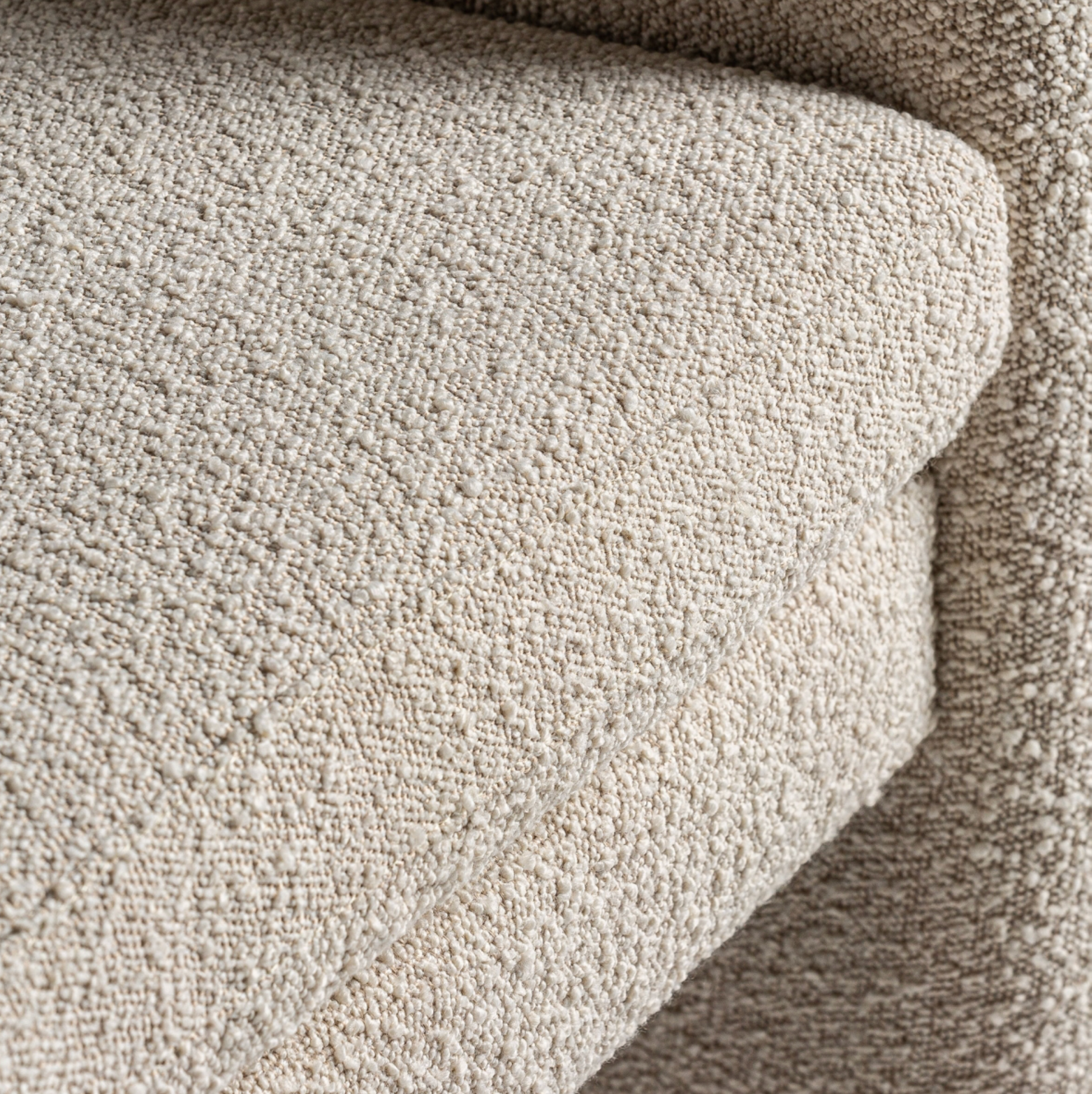 SILLÓN PATRI BOUCLÉ