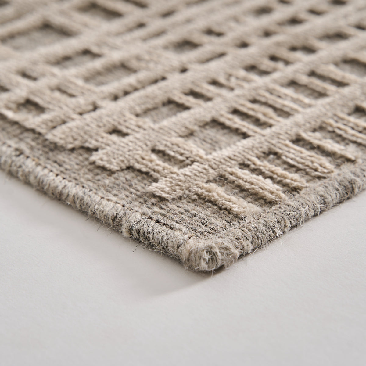 Alfombra Abantza — Viscosa gris