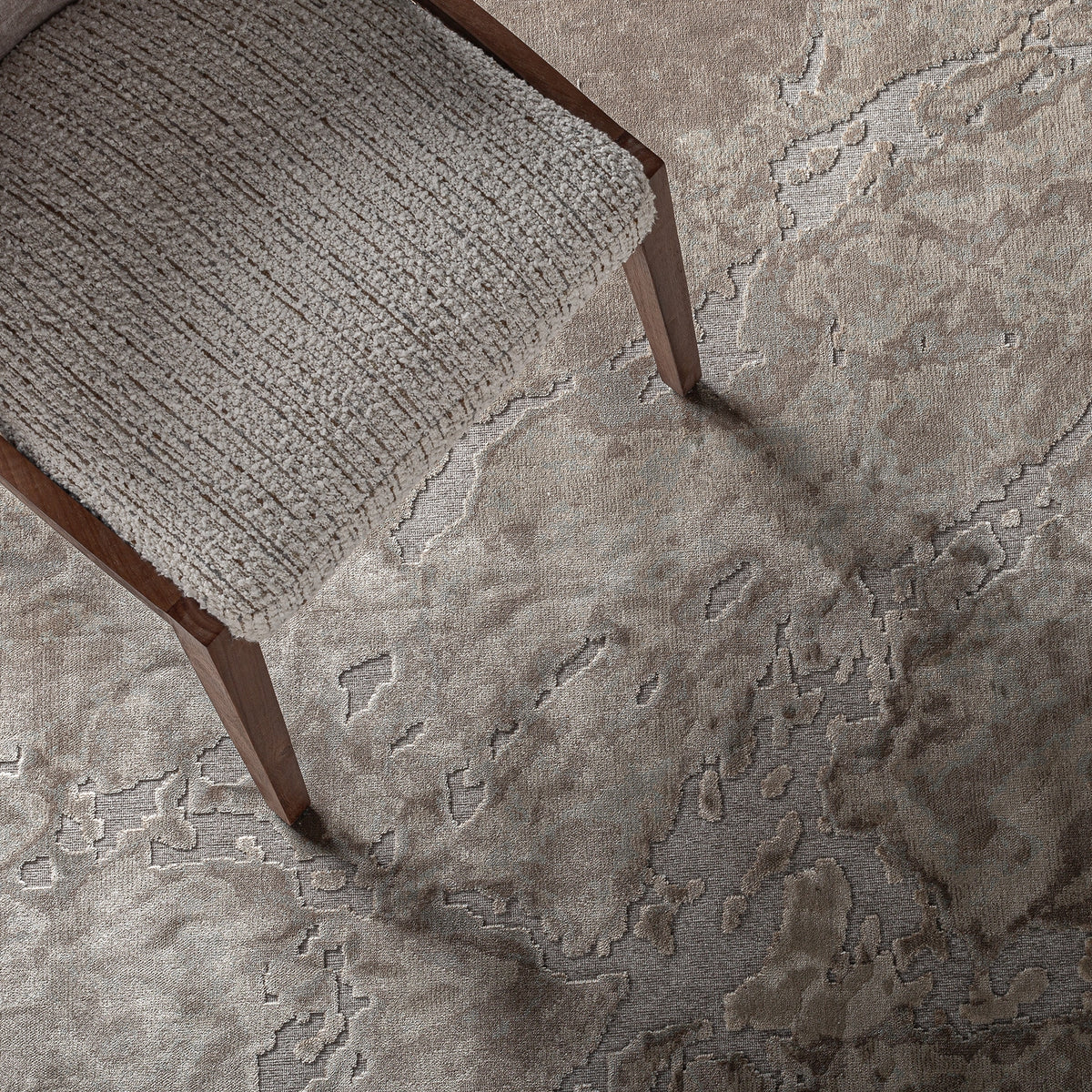 Alfombra Gea — Viscosa beige