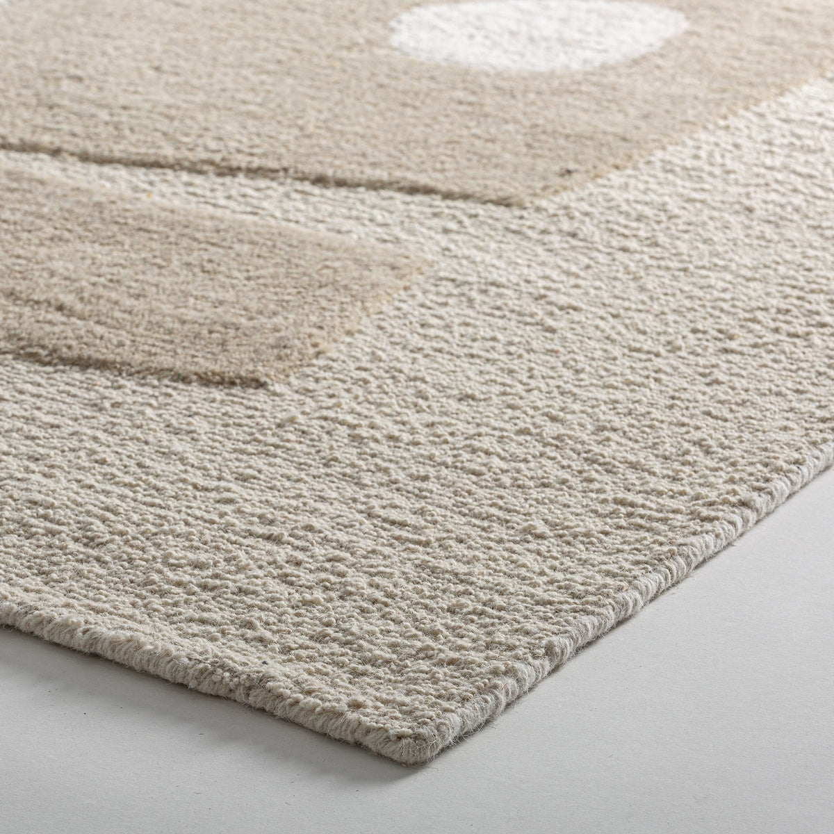 Alfombra Sisuka — Lana blanco roto