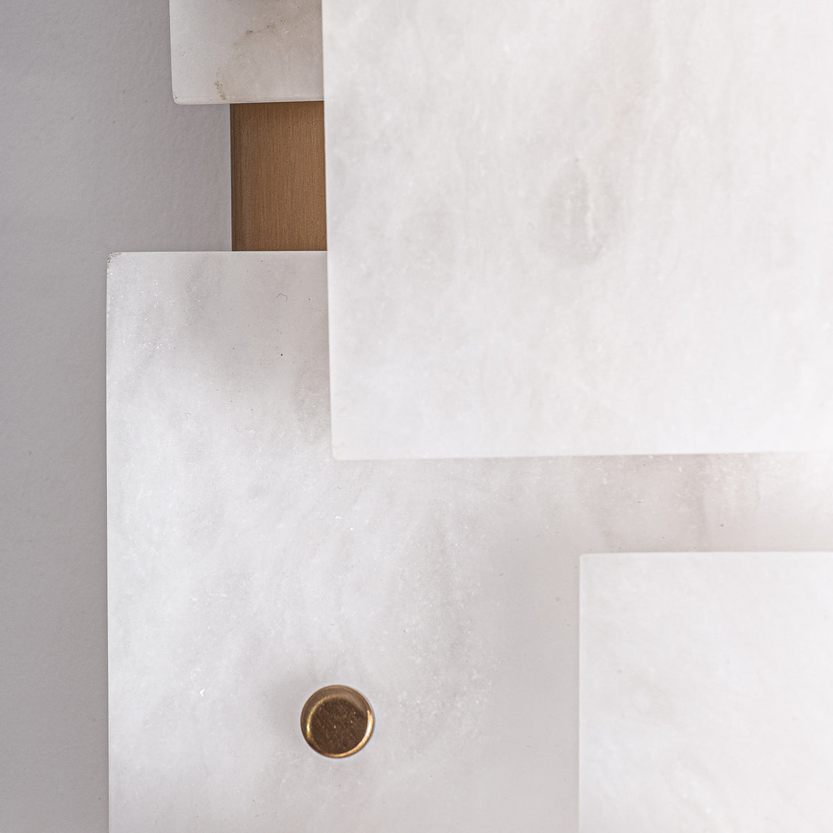 Aplique Chanya — Alabastro blanco