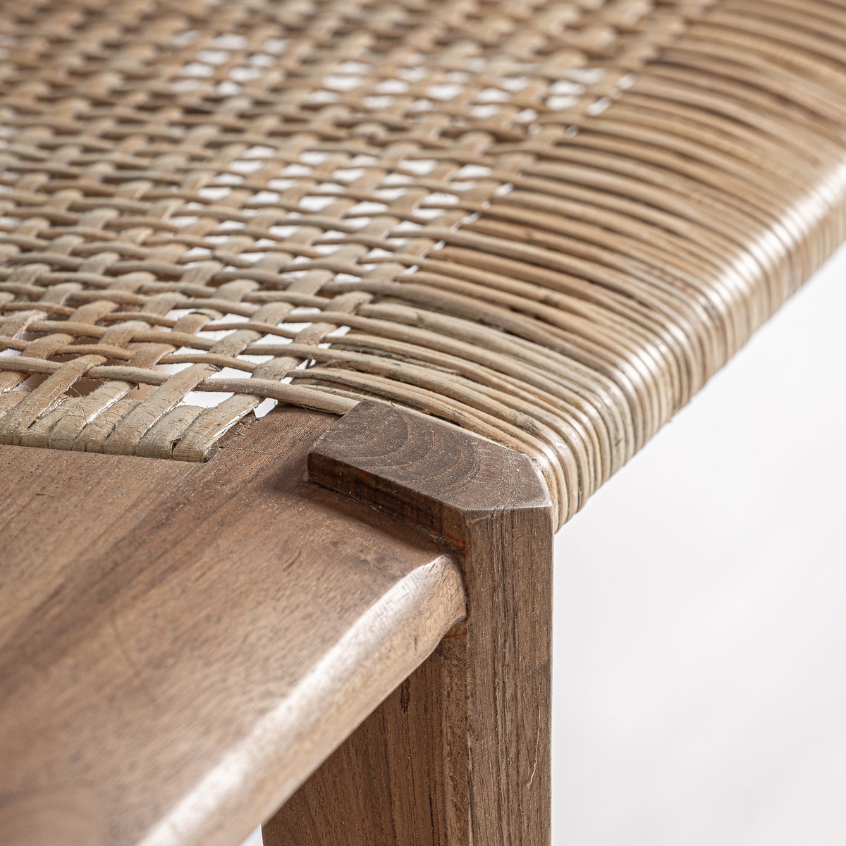 Banco Hallen — Madera de teca marrón