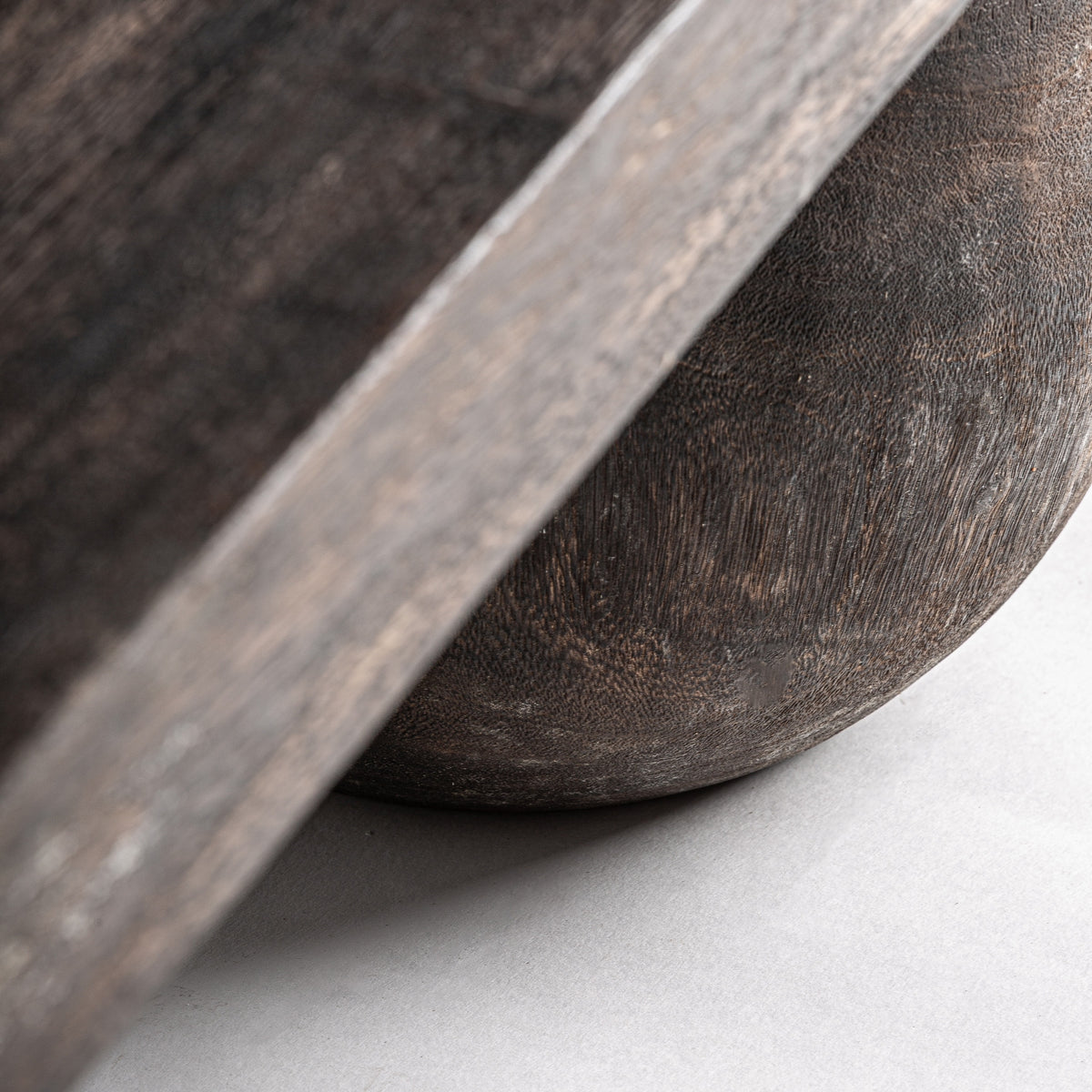 Banco Laoel — Madera suar marrón envejecido