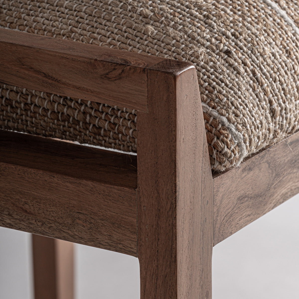 Banco Nitesh — algodón beige