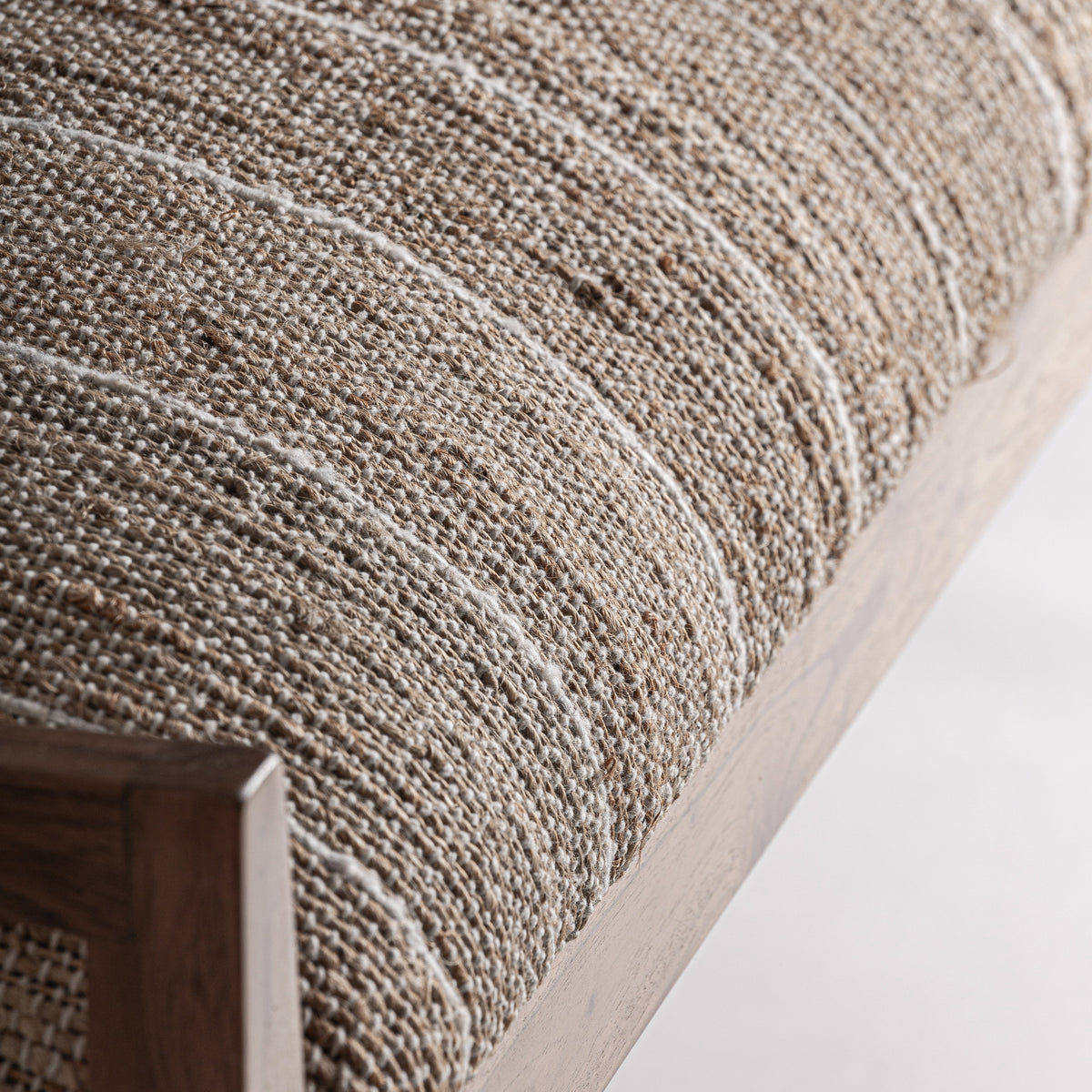 Banco Nitesh — algodón beige