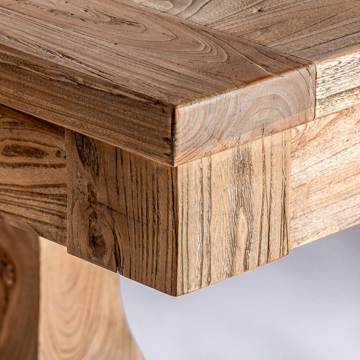 Berca — Madera de olmo reciclado marrón