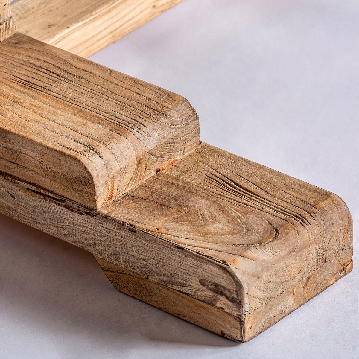 Berca — Madera de olmo reciclado marrón