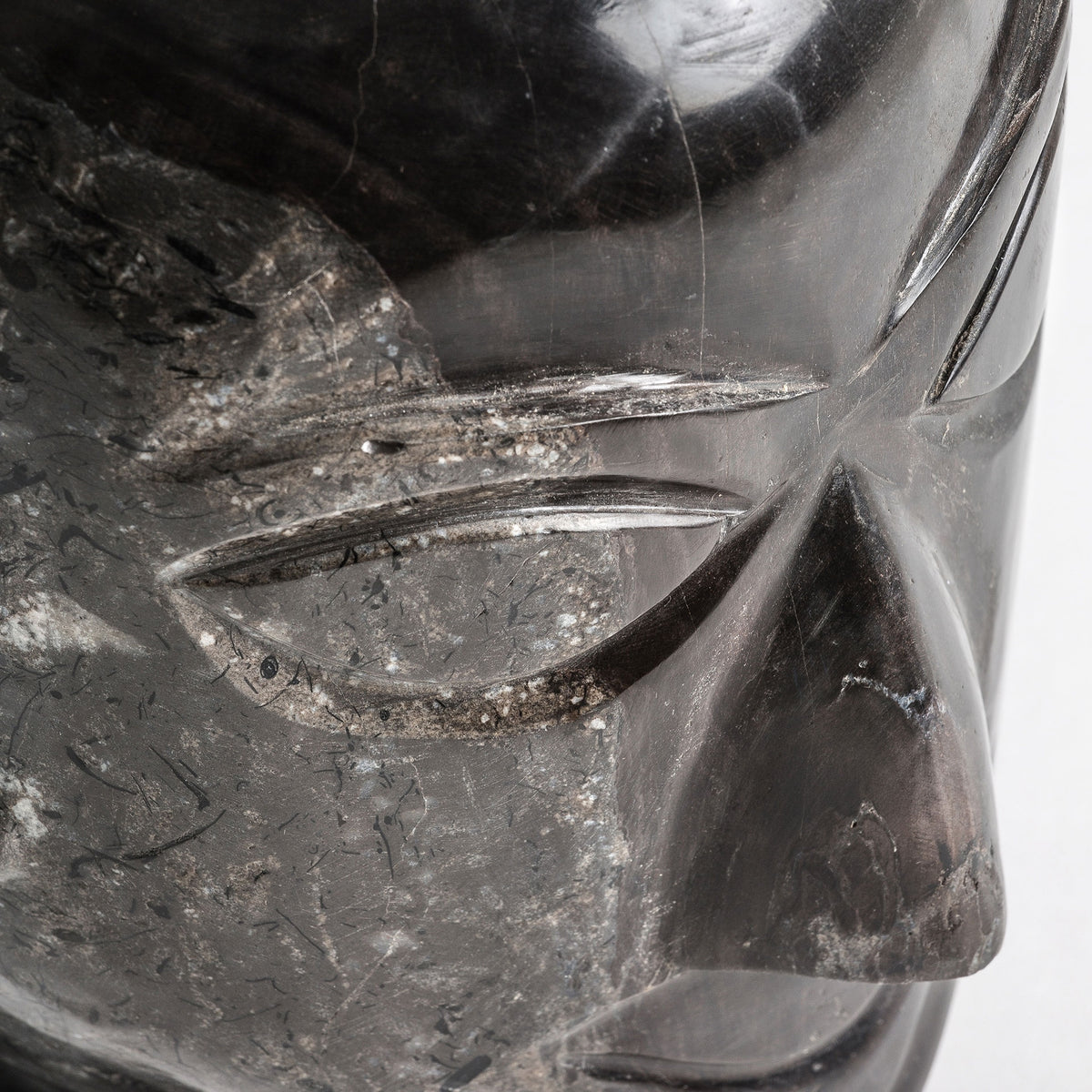 Busto Belle — Madera petrificada marrón envejecido
