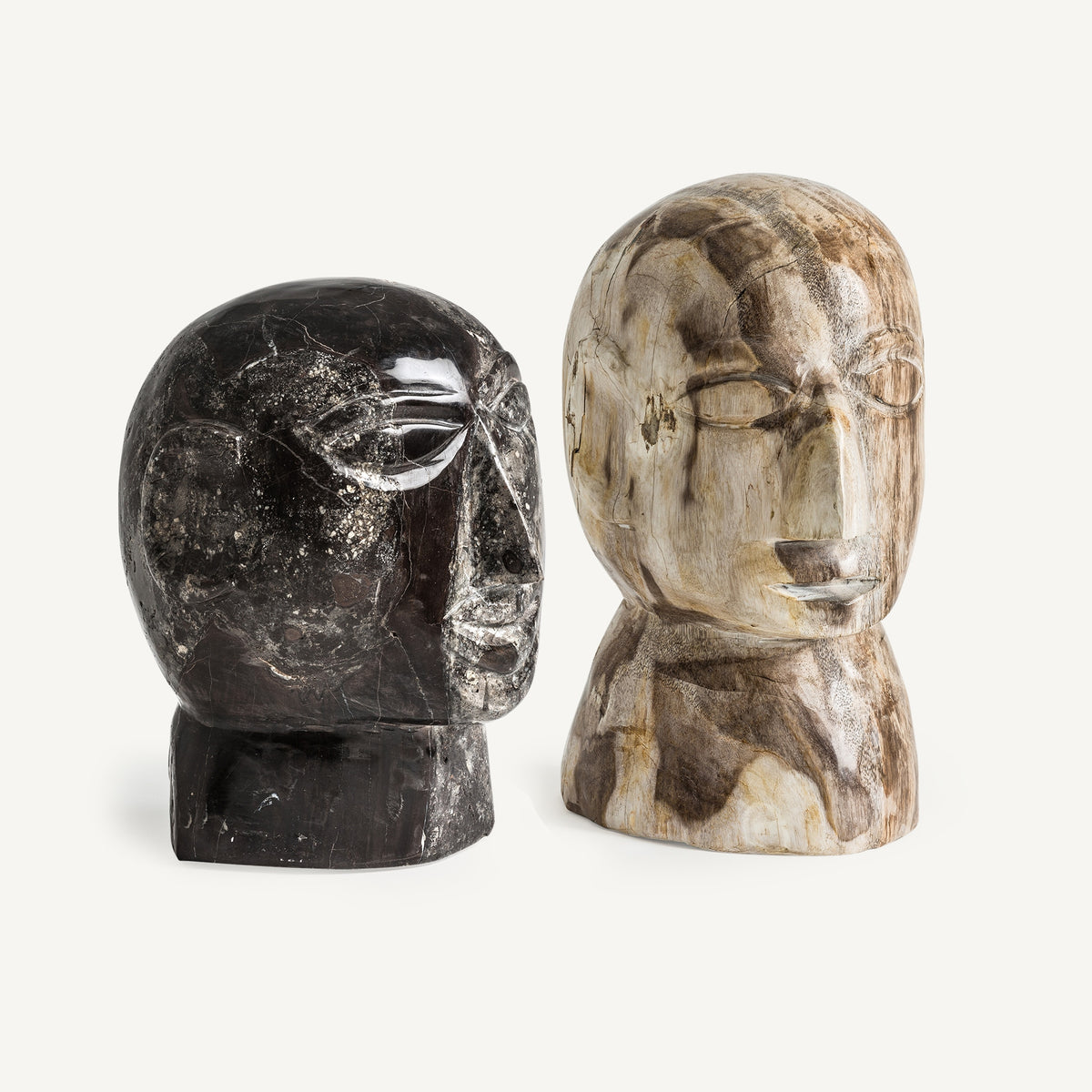 Busto Robin — Madera petrificada marrón envejecido