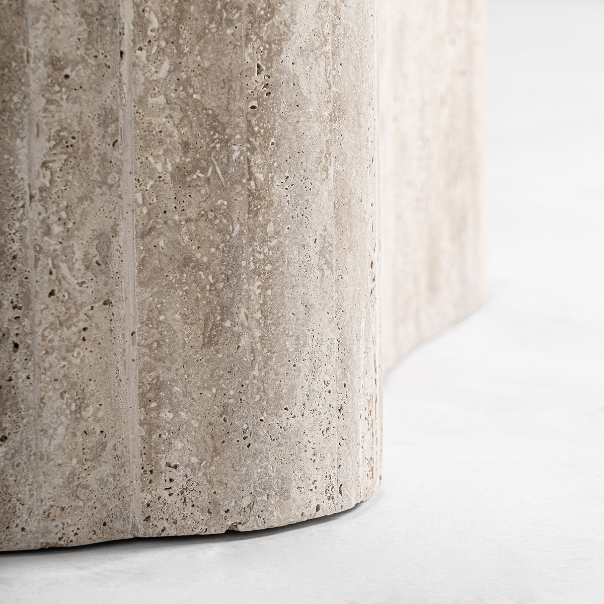 Consola Thiennes — Travertino beige