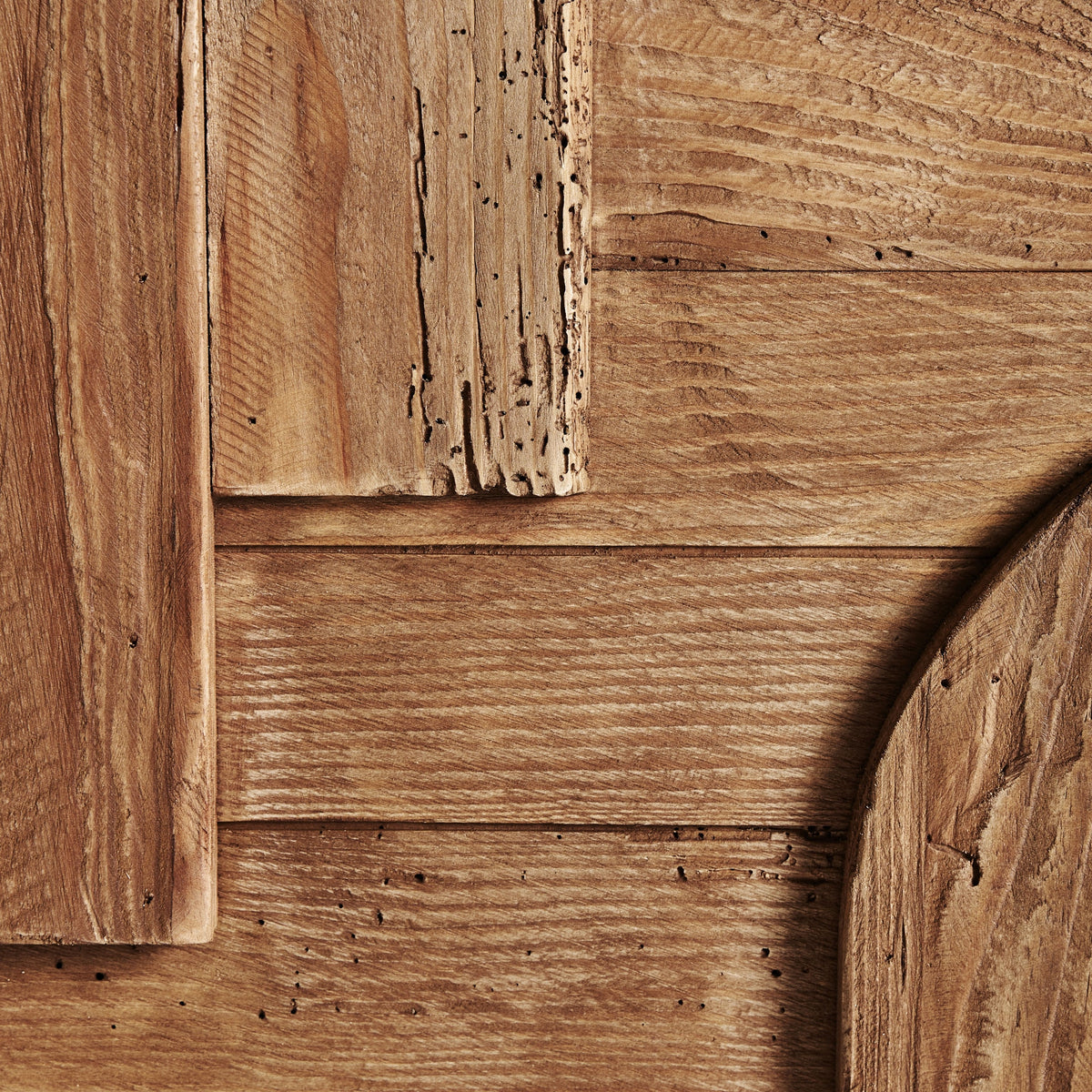 Crissey — Madera de pino reciclado marrón