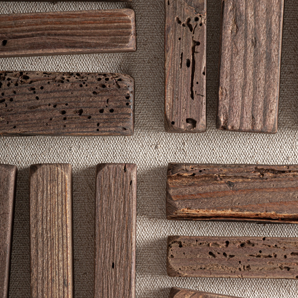 Cuadro Lashe — Madera de pino reciclado marrón