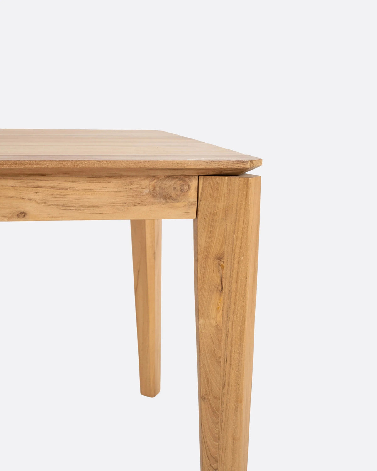 Mesa de comedor Daoen — 180 × 90 × 76 cm — vista 3 — MUYUGA