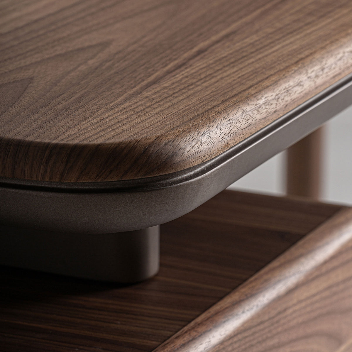 Escritorio Giswil — Madera contrachapada marrón