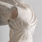Escultura Daye — Resina marfil