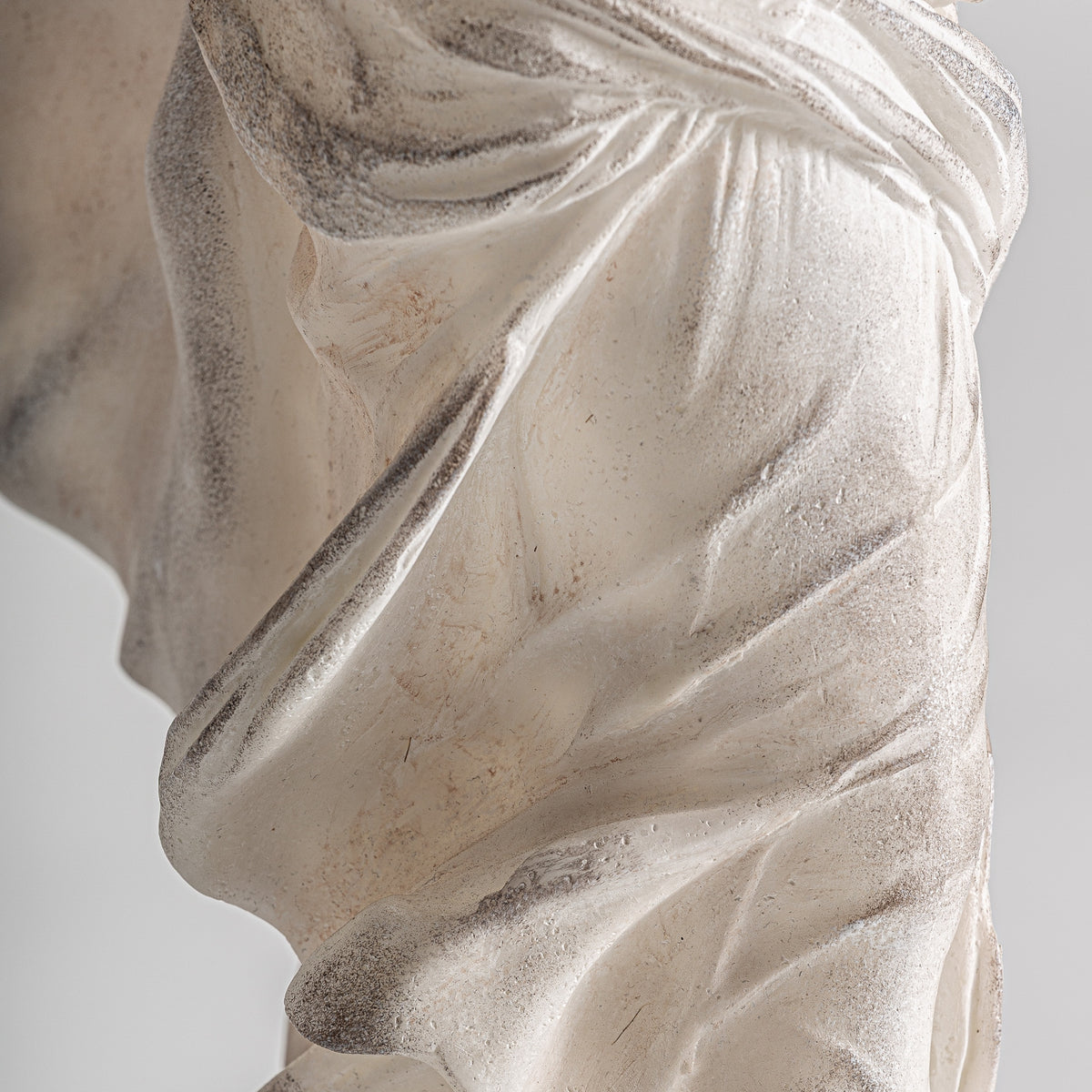 Escultura Daye — Resina marfil