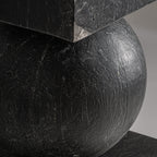Escultura Pie — Mármol negro