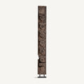 Escultura Pie Prejmer — Madera suar marrón