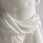 Escultura Thais — Resina blanco