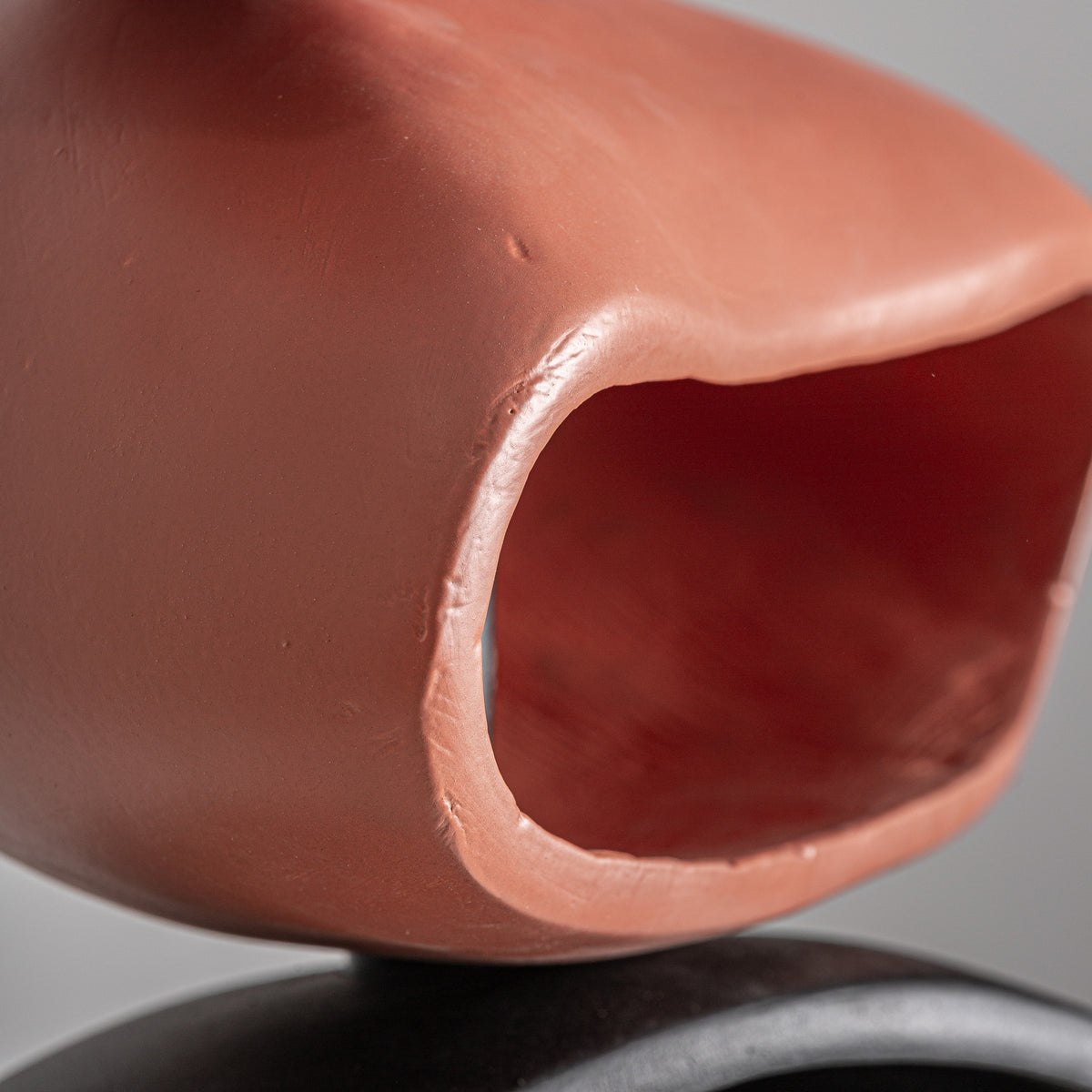 Escultura Zdiar — Fibrocemento blanco