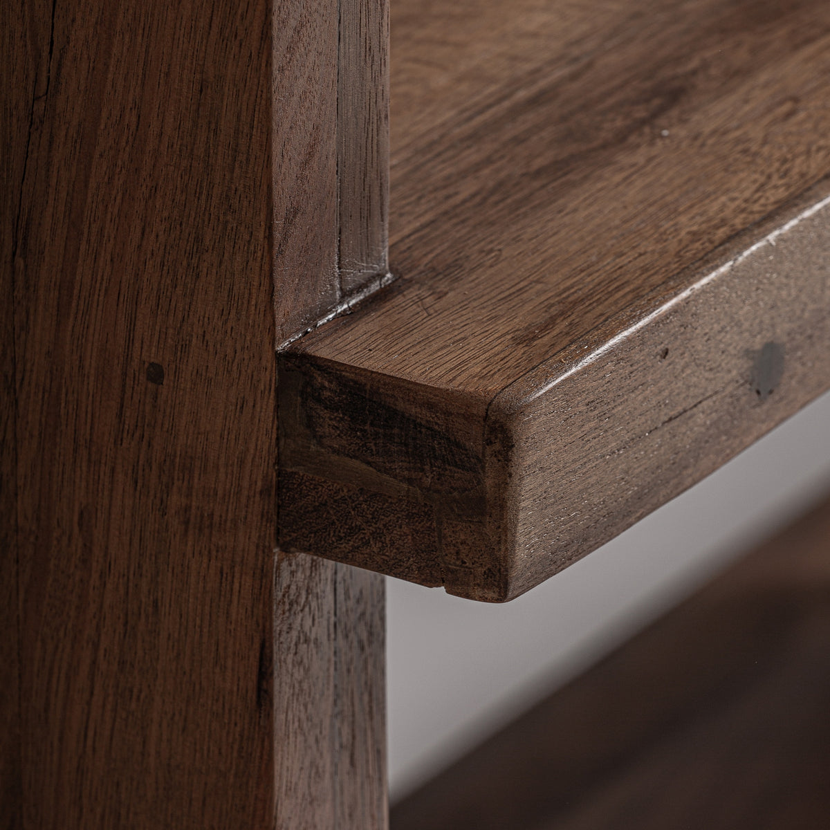 Estante modular Brutalist — Madera de sal marrón teñido