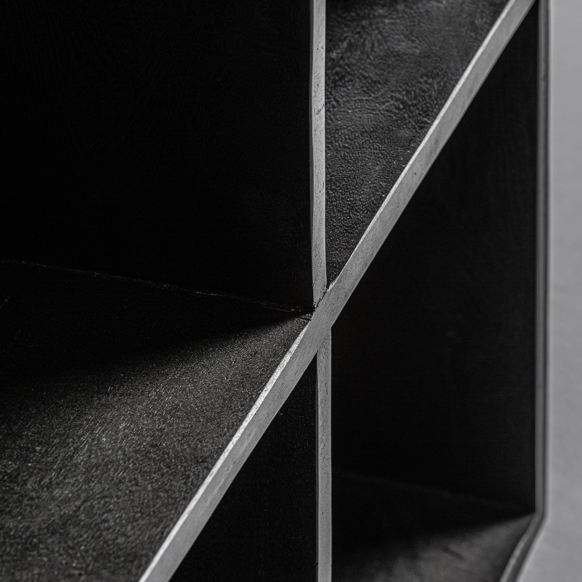 Estantería Bayereut — Madera de mango negro
