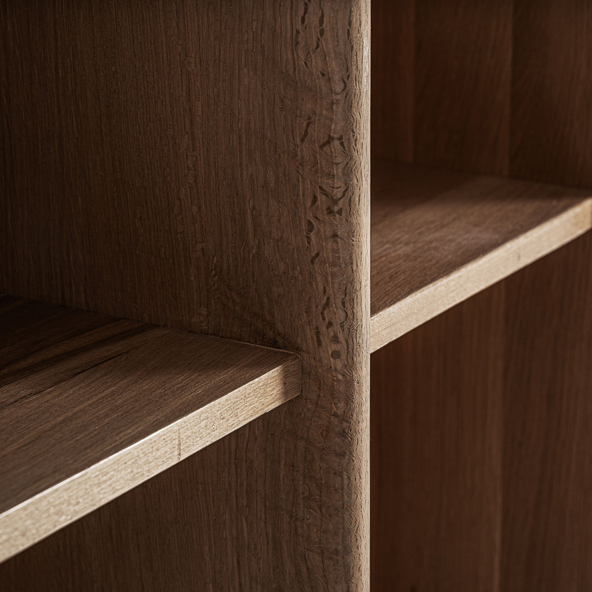 Estantería Nara — Madera roble marrón