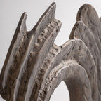 Figura Decorativa — Aluminio dorado