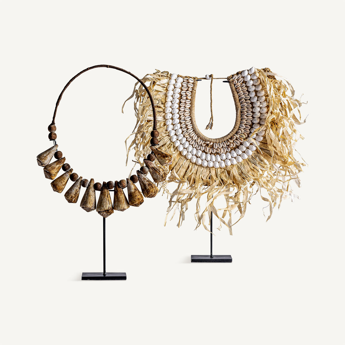 Figura decorativa Chidike — Concha marrón