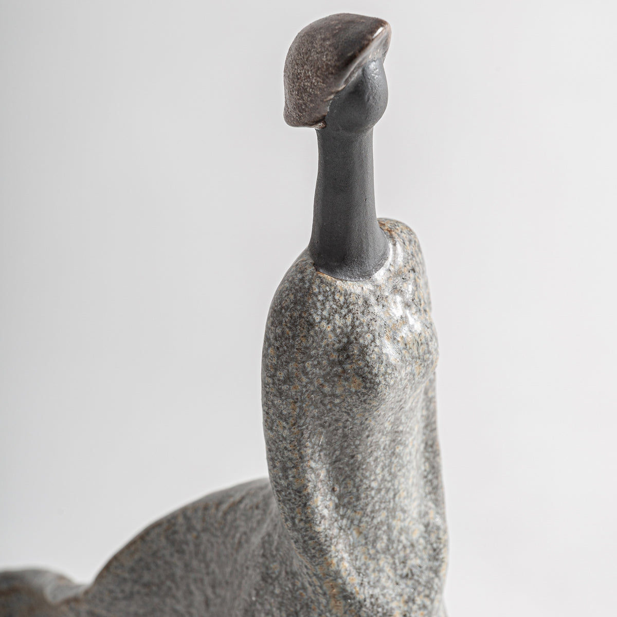 Figura decorativa Diana — Cerámica blanco roto