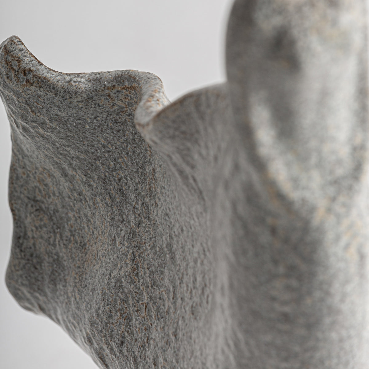 Figura decorativa Diana — Cerámica blanco roto