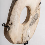 Figura decorativa Saha — Piedra crema
