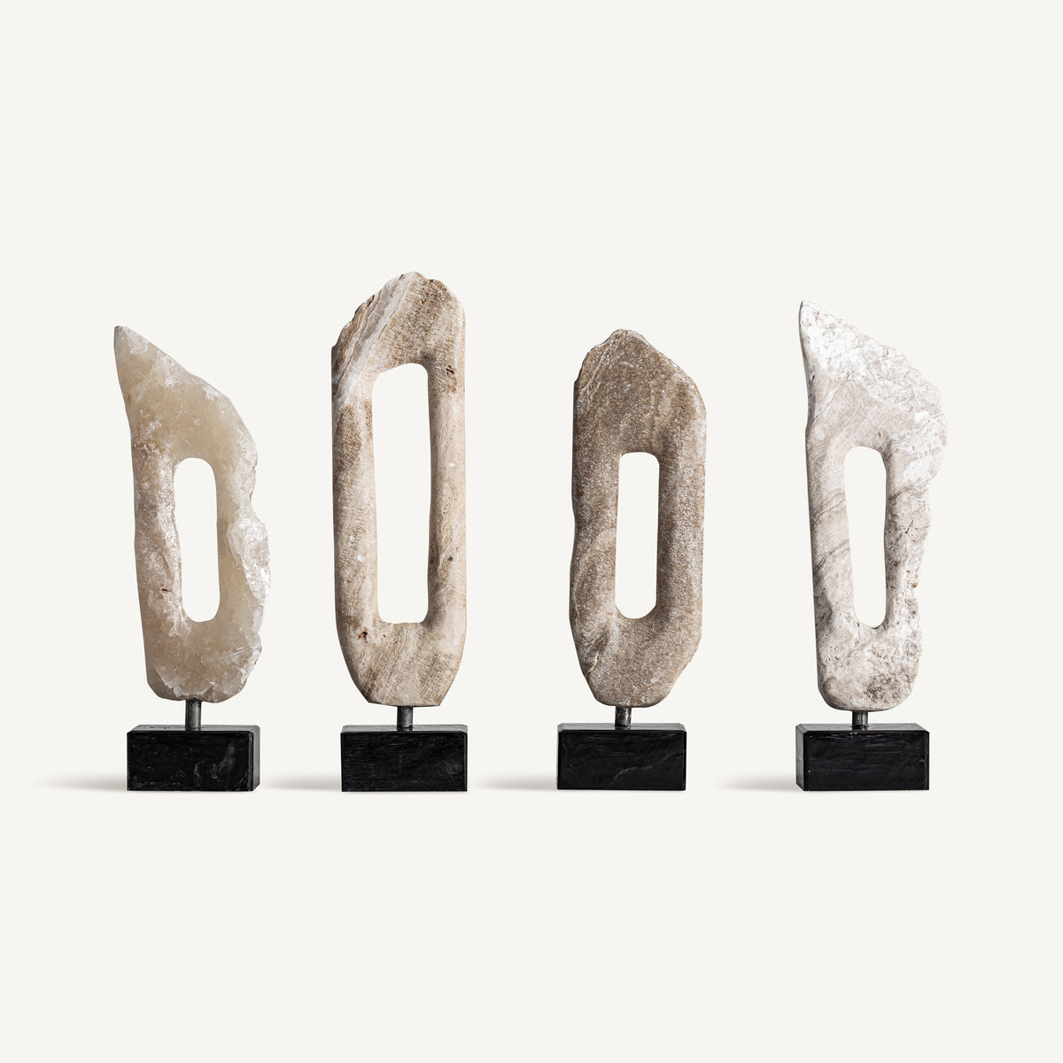 Figura decorativa Tashi — Onix crema