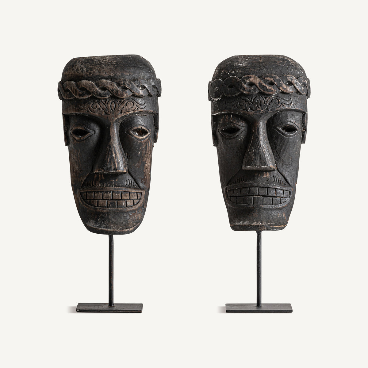 Figura étnica Lahan — Madera tropical marrón envejecido