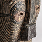 Figura Plik — Madera de mango marrón envejecido